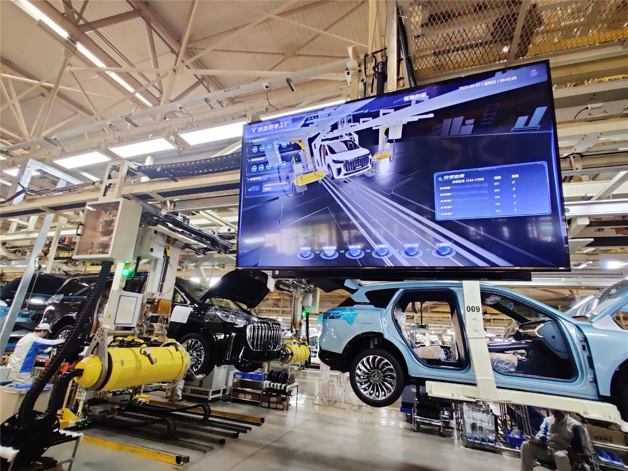 武漢汽車產業加速攀向價值鏈高端，國內外頭部車企研發中心集聚彰顯創新活力